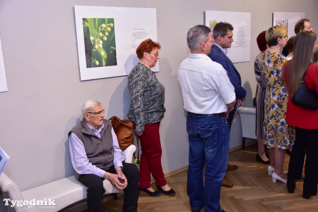 Wystawa w TOK-u: Kwiaty. Fotografia i poezja