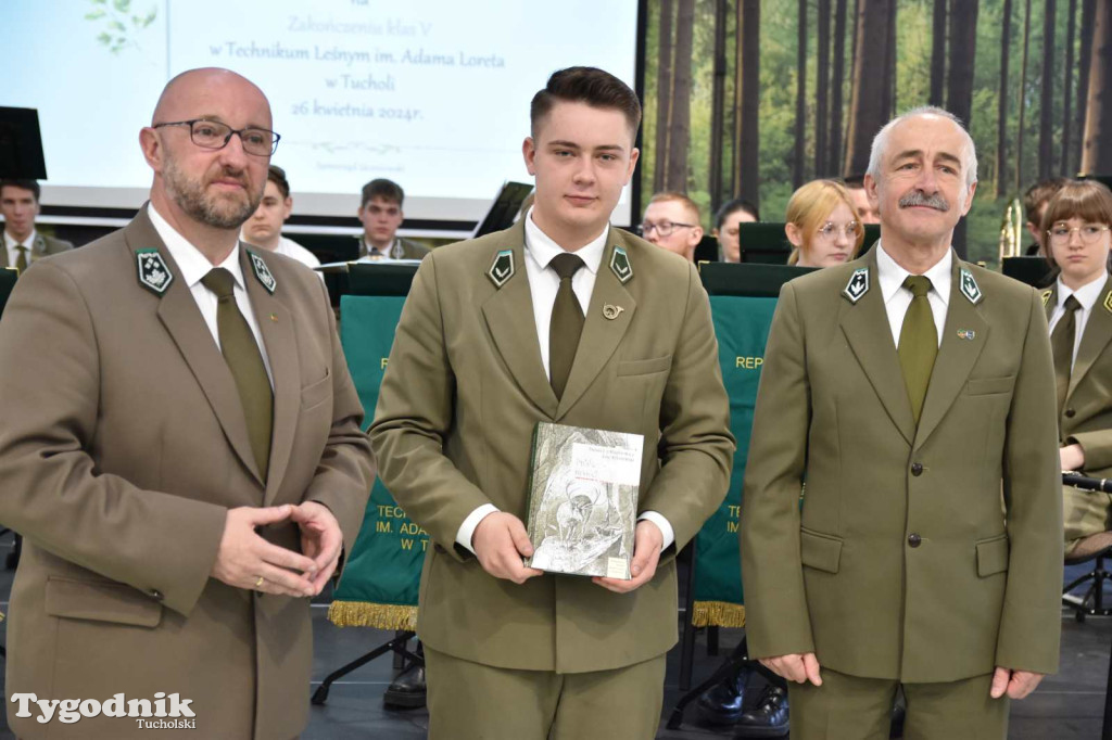 Tuchola:  Pożegnanie absolwentów Technikum Leśnego