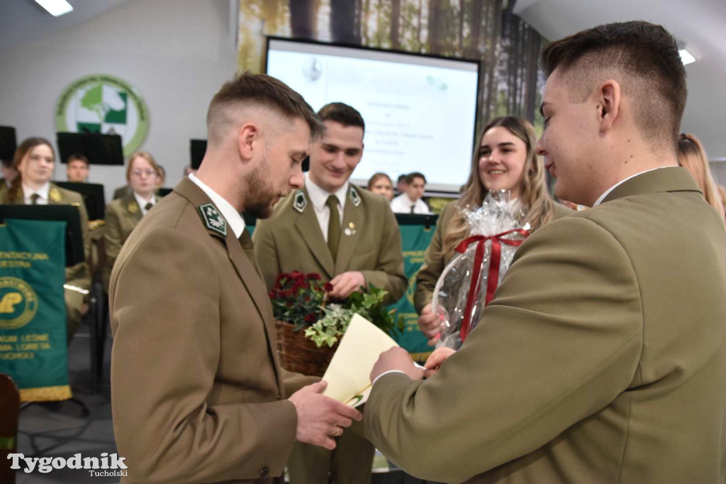 Tuchola:  Pożegnanie absolwentów Technikum Leśnego