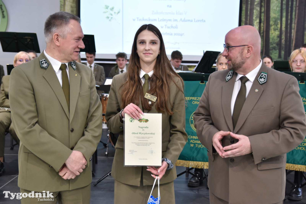 Tuchola:  Pożegnanie absolwentów Technikum Leśnego