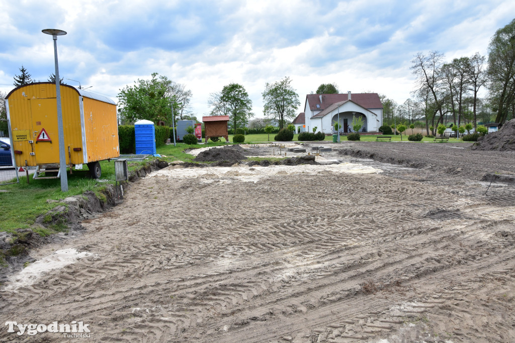 Inwestycja po prawej stronie plaży w Bysławiu