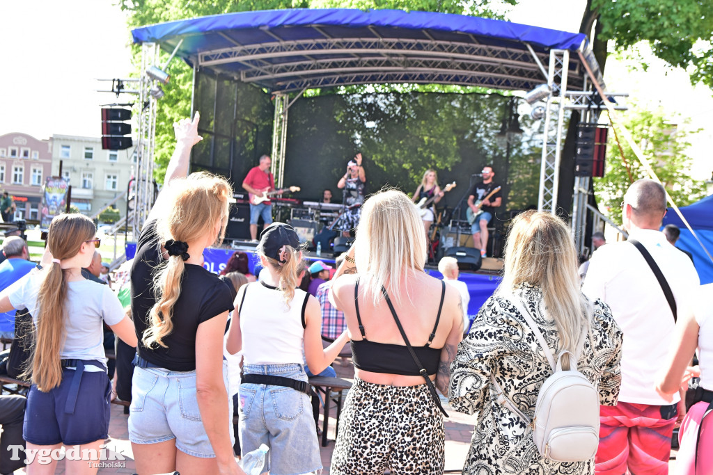 Rynek w Tucholi zapełnił się. Postulat i Żuki zagrały na majówkę