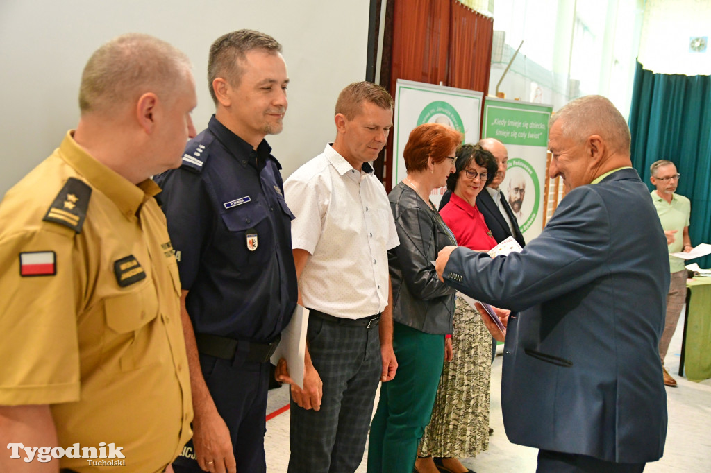 Powiatowy turniej Młody Ratownik 2024 w Bysławiu