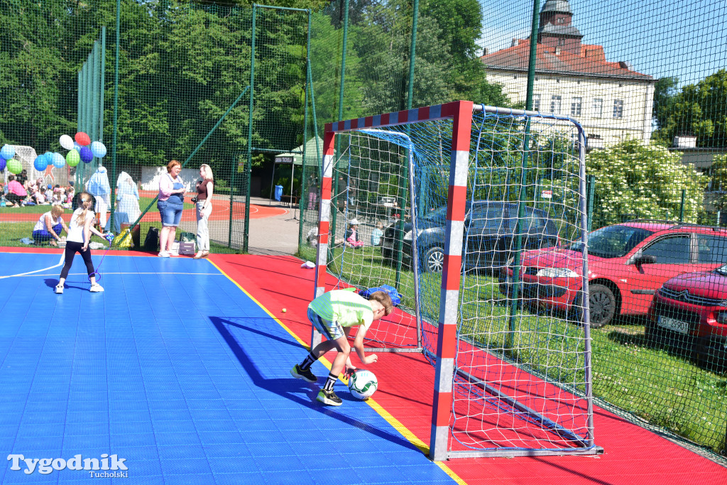 Tuchola: Dzień dziecka w SP1. Tradycja borowiaka przez zabawę