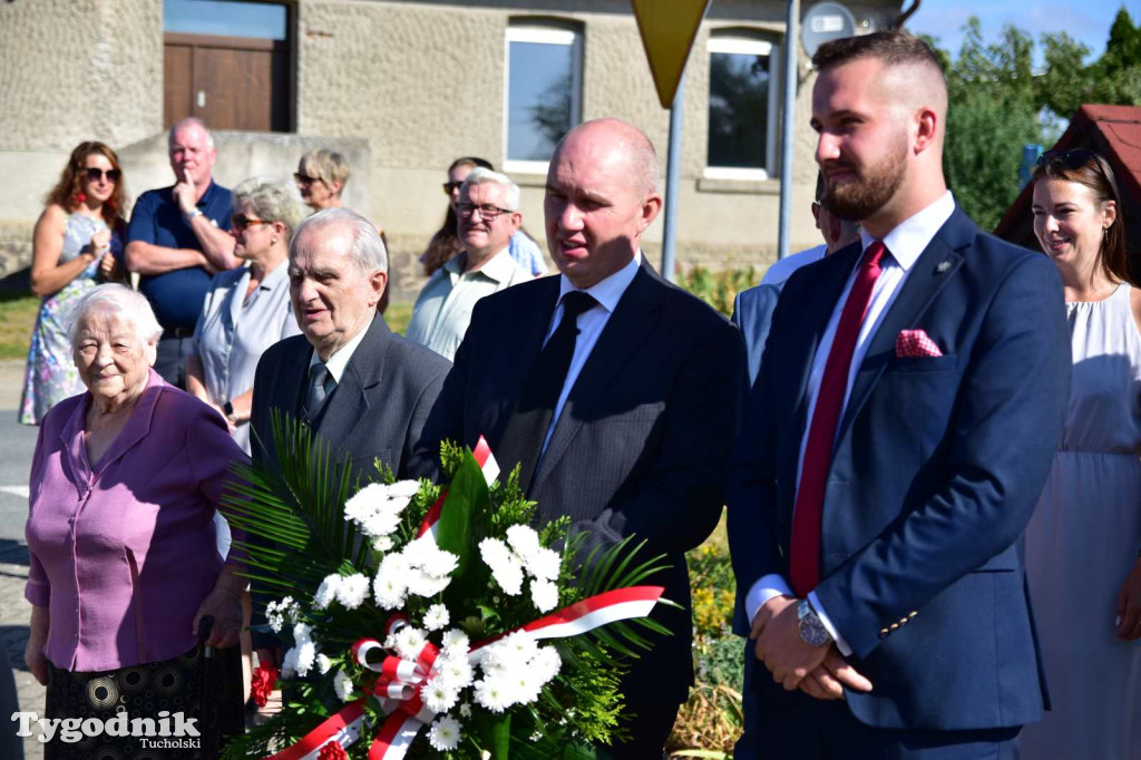 Żalno. Uroczyste odsłonięcie pomnika