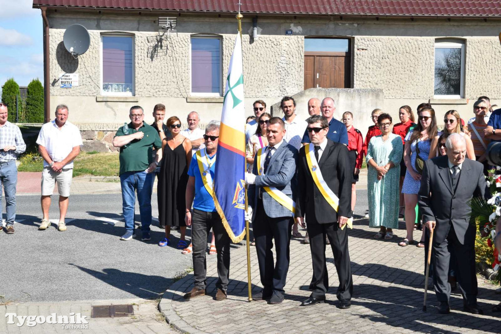 Żalno. Uroczyste odsłonięcie pomnika