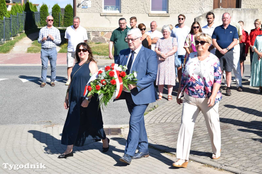 Żalno. Uroczyste odsłonięcie pomnika