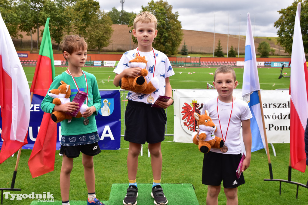 Tuchola: Jubileuszowa edycja Biegu Borowiaka / FOTORELACJA