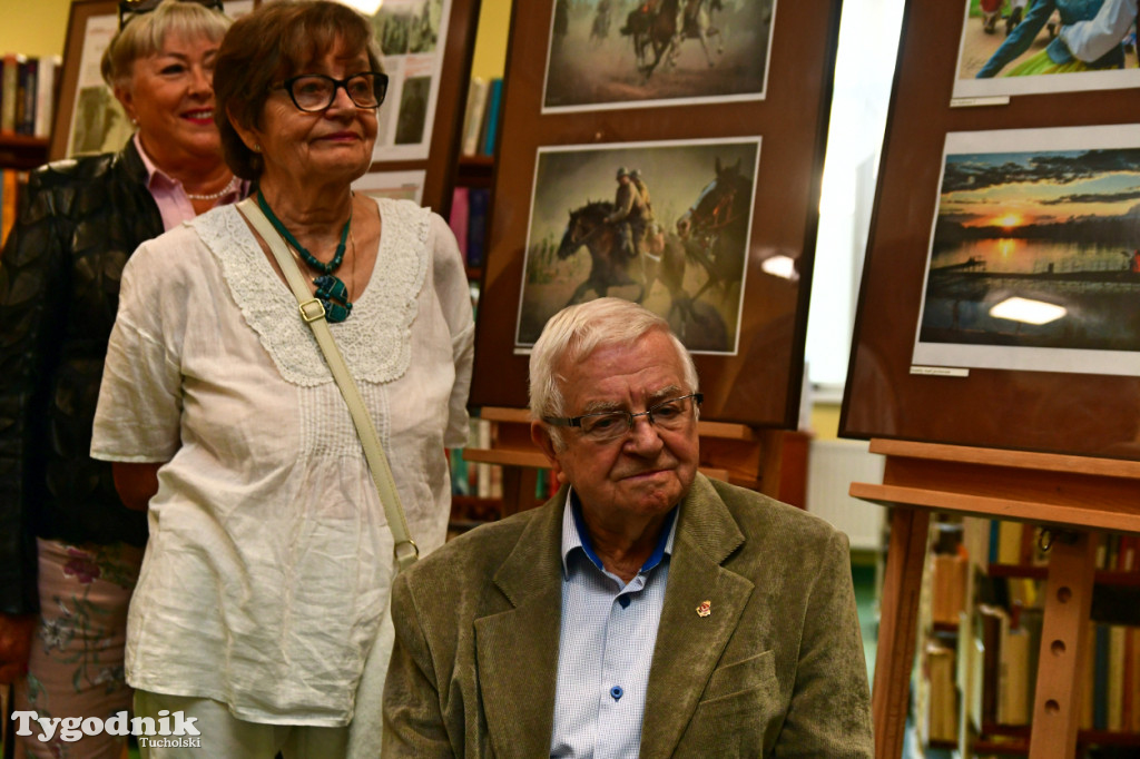 Biblioteka w Tucholi - wystawa fotografii Adama Korytowskiego