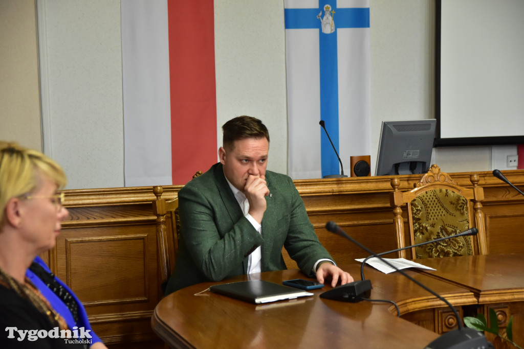 Tuchola: Rozdano stypendia burmistrza / LISTA WYRÓŻNIONYCH + ZDJĘCIA