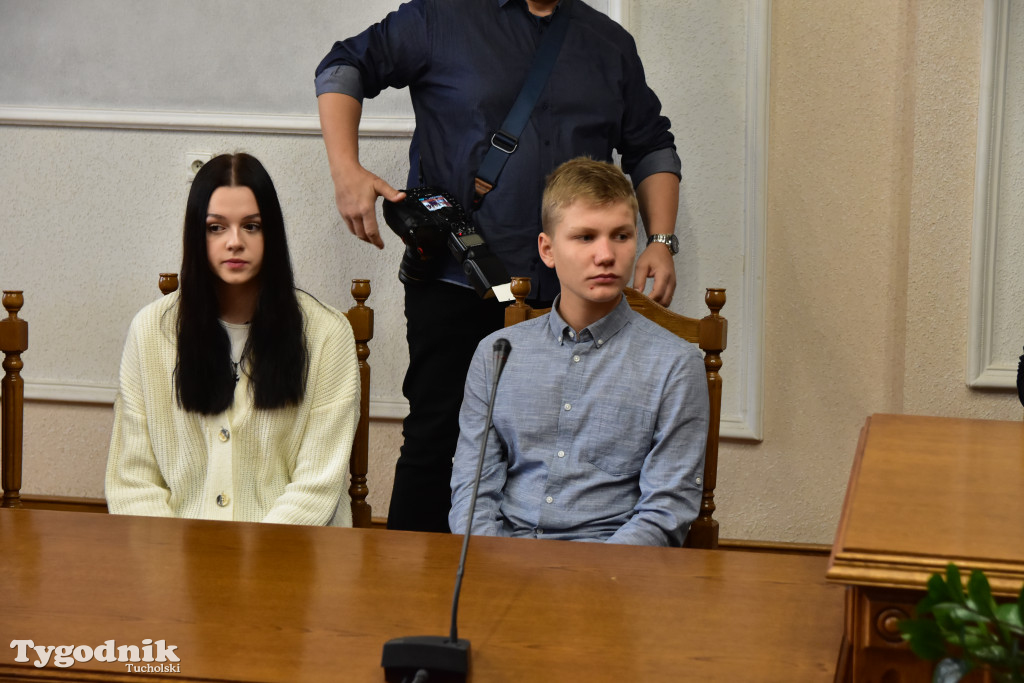 Tuchola: Rozdano stypendia burmistrza / LISTA WYRÓŻNIONYCH + ZDJĘCIA