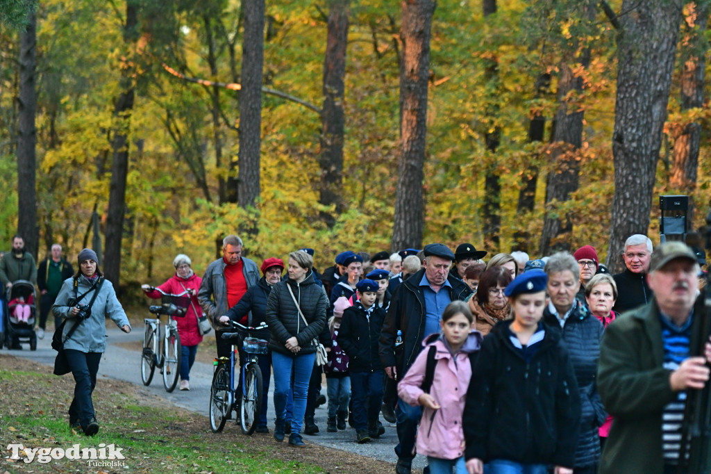 Tuchola: Spacer Pamięci - zaduszki patriotyczne (24.10)