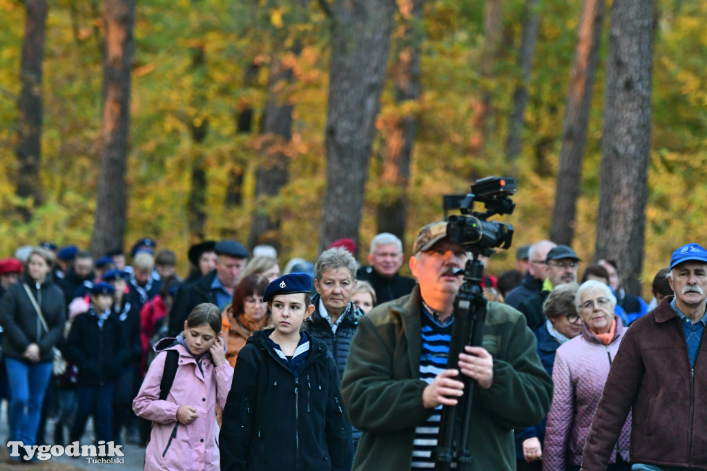 Tuchola: Spacer Pamięci - zaduszki patriotyczne (24.10)