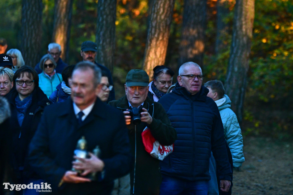 Tuchola: Spacer Pamięci - zaduszki patriotyczne (24.10)