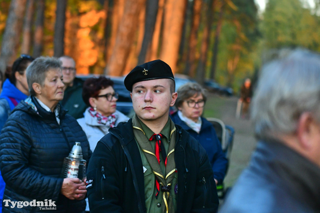 Tuchola: Spacer Pamięci - zaduszki patriotyczne (24.10)