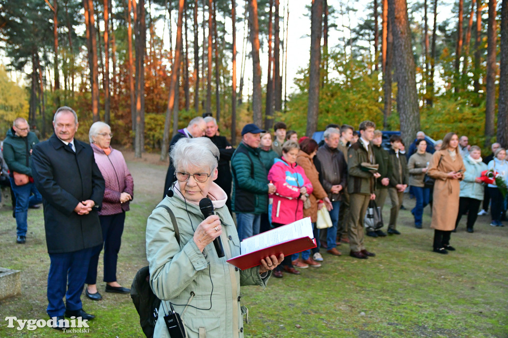 Tuchola: Spacer Pamięci - zaduszki patriotyczne (24.10)