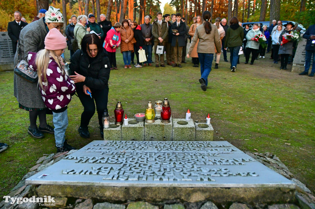 Tuchola: Spacer Pamięci - zaduszki patriotyczne (24.10)