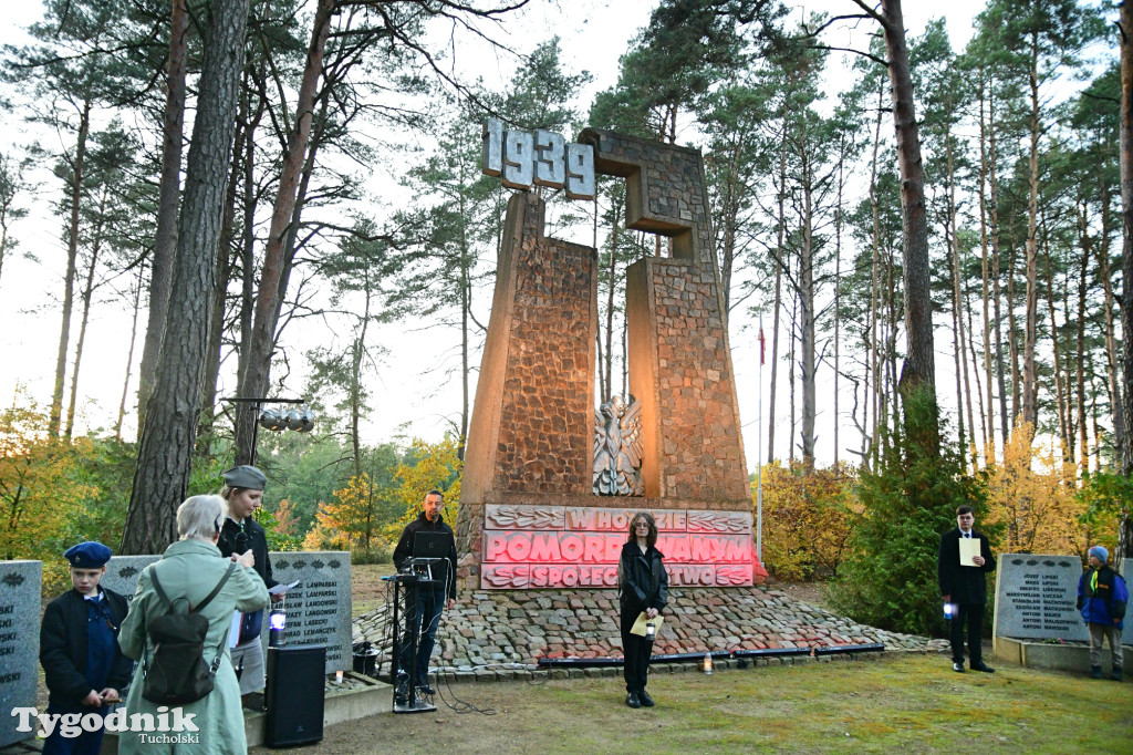 Tuchola: Spacer Pamięci - zaduszki patriotyczne (24.10)