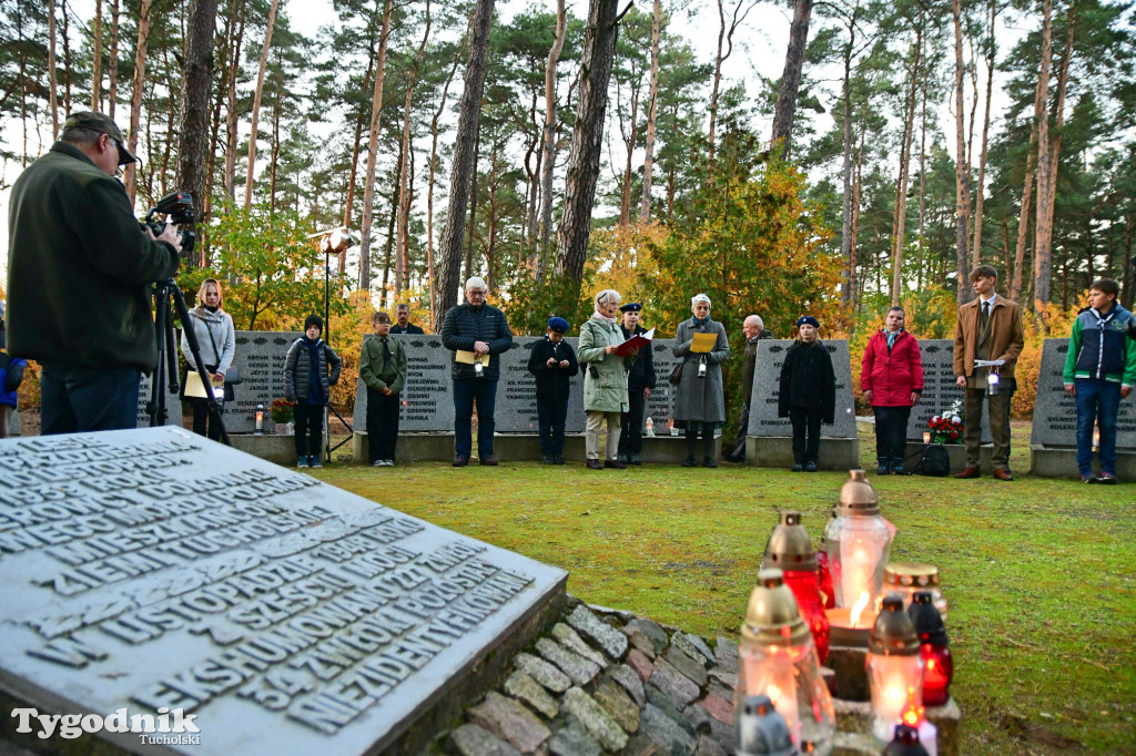 Tuchola: Spacer Pamięci - zaduszki patriotyczne (24.10)