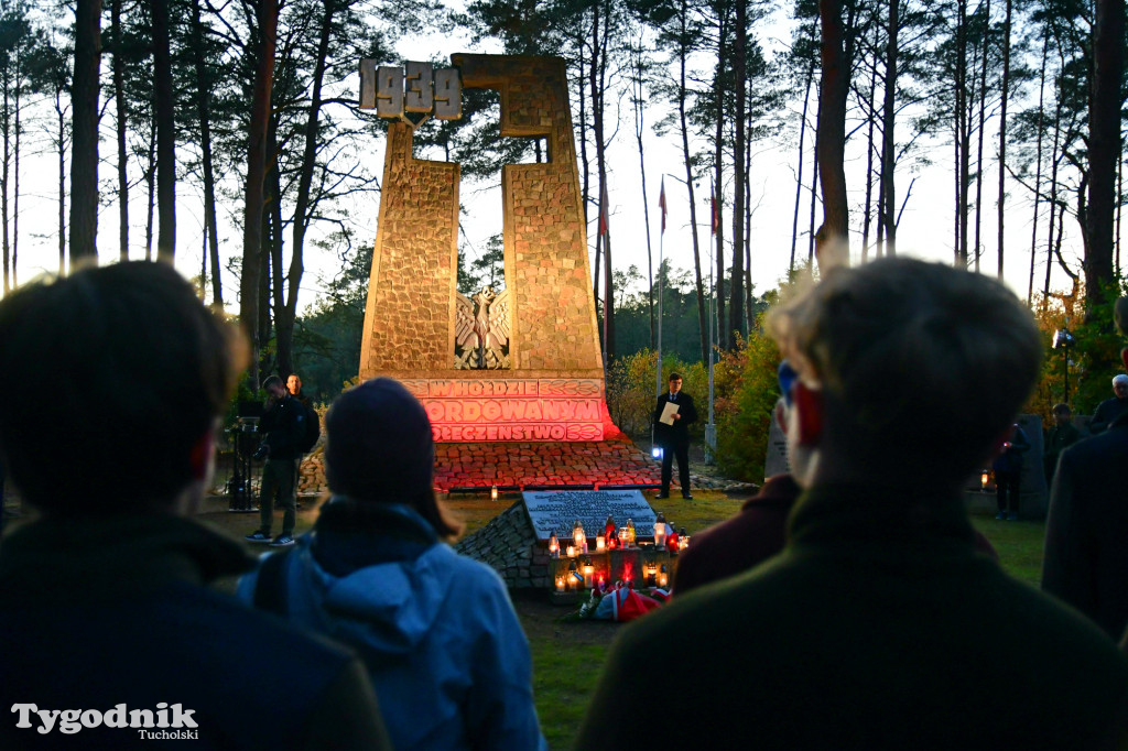 Tuchola: Spacer Pamięci - zaduszki patriotyczne (24.10)