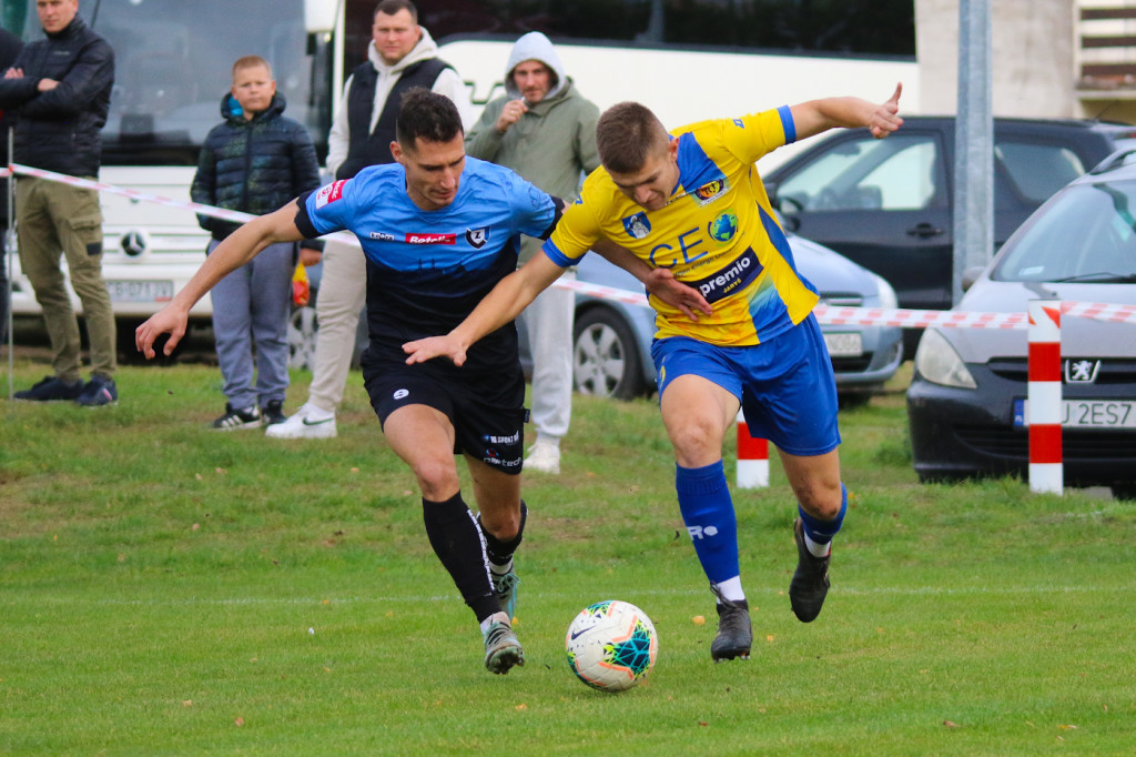 Piłkarski Puchar Polski: Rawys CEO Raciąż - Zawisza Bydgoszcz 0:8 (0:3)