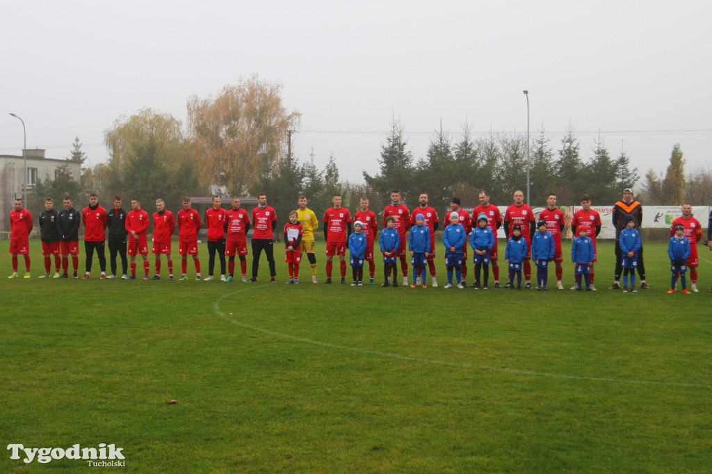 Charytatywnie: Myśliwiec Gostycyn - Kadra Oldbojów KPZPN 2:5 (2:2)