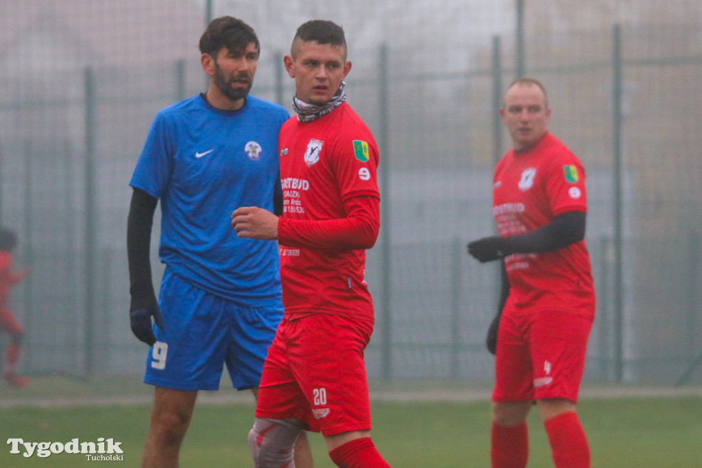 Charytatywnie: Myśliwiec Gostycyn - Kadra Oldbojów KPZPN 2:5 (2:2)