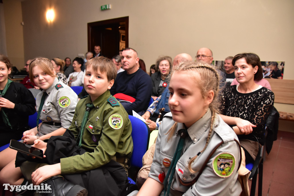 W Gostycynie na Święto Niepodległości były patriotyczne pieśni, prmocja gminy i gęsina / ZDJĘCIA