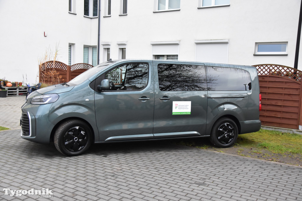 Nowe auto na wyposażeniu Placówek Opiekuńczo - Wychowawczych z Gostycyna i Żalna. Gdzie placówki zaplanowały swój wspólny wyjazd?