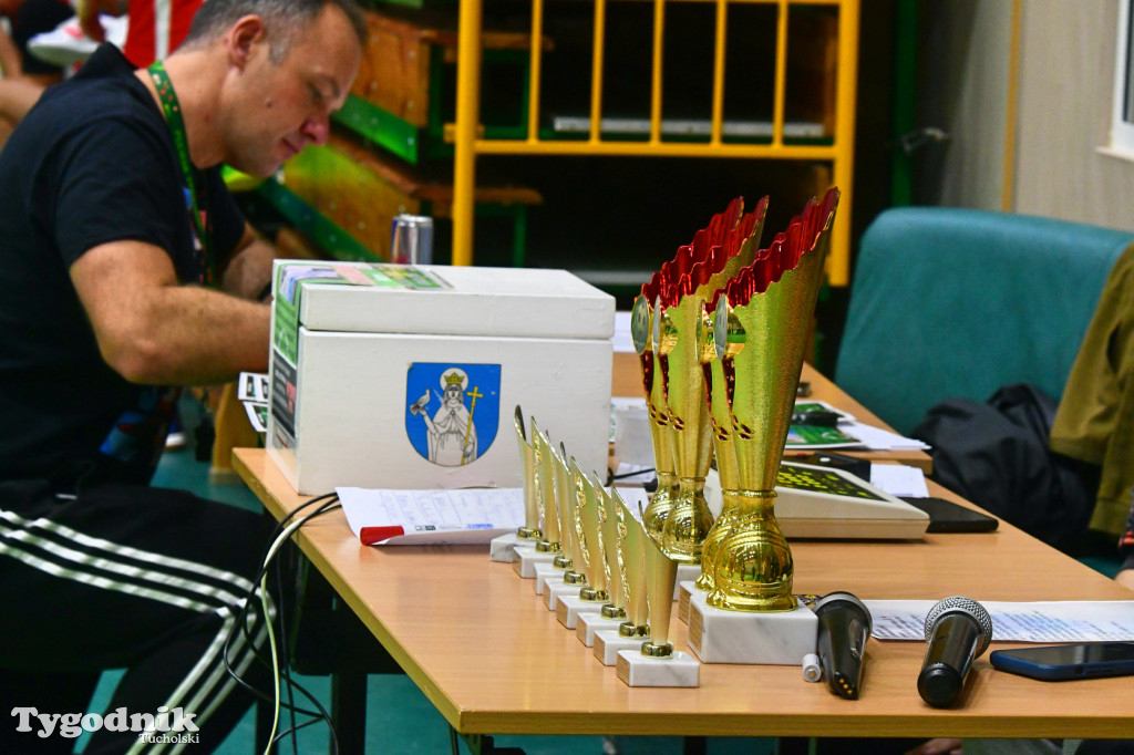 Tuchola. Turniej piłki nożnej halowej dla Natalki Krajny