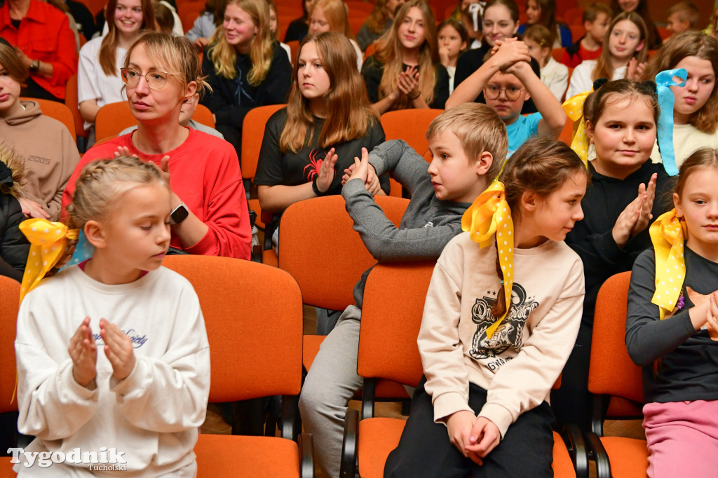 IV Powiatowy Konkurs Teatr Między Wierszami