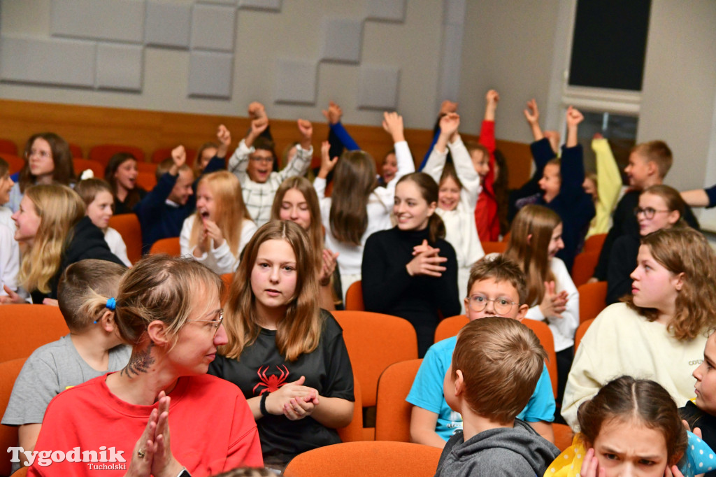 IV Powiatowy Konkurs Teatr Między Wierszami