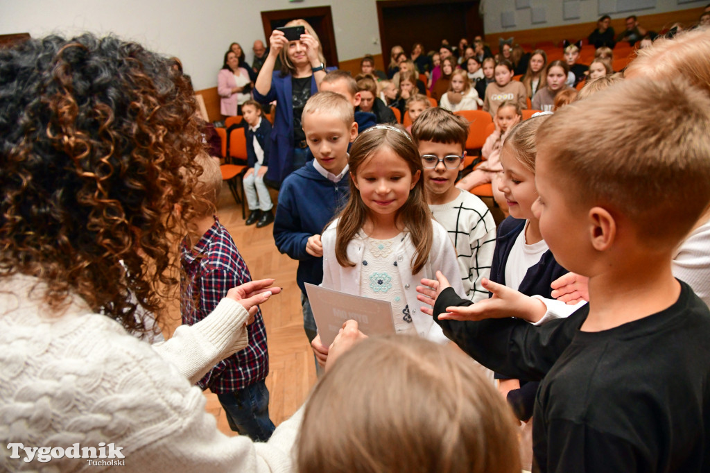 IV Powiatowy Konkurs Teatr Między Wierszami