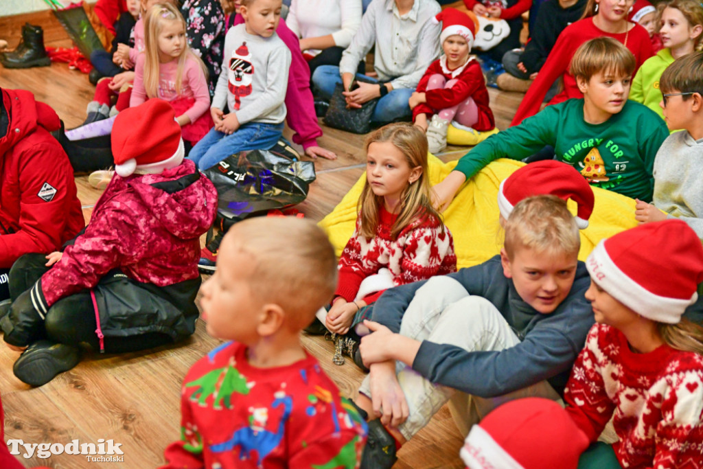 Mikołajki w Cekcynie. Wytańczyli przyjazd Mikołaja