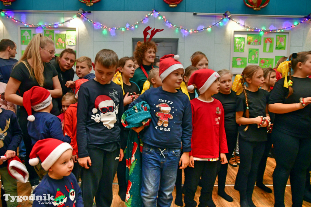 Mikołajki w Cekcynie. Wytańczyli przyjazd Mikołaja