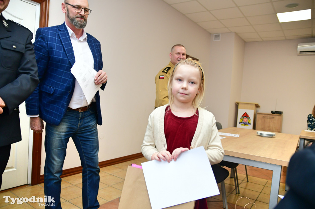 Powiat tucholski. Malują, jak \