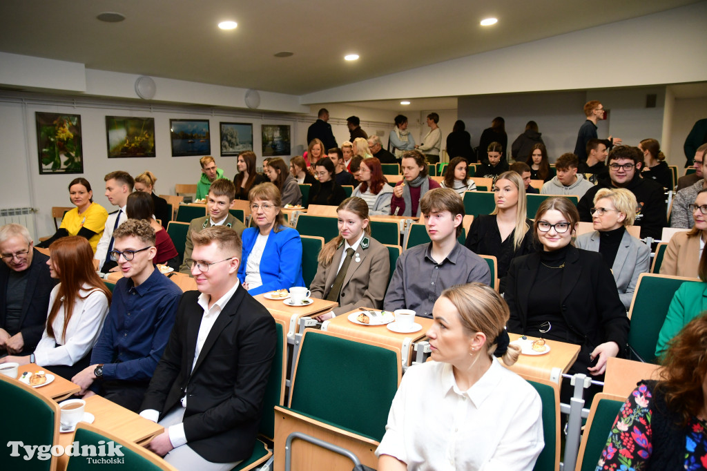 Konferencja Powiatowego Urzędu Pracy w Tucholi