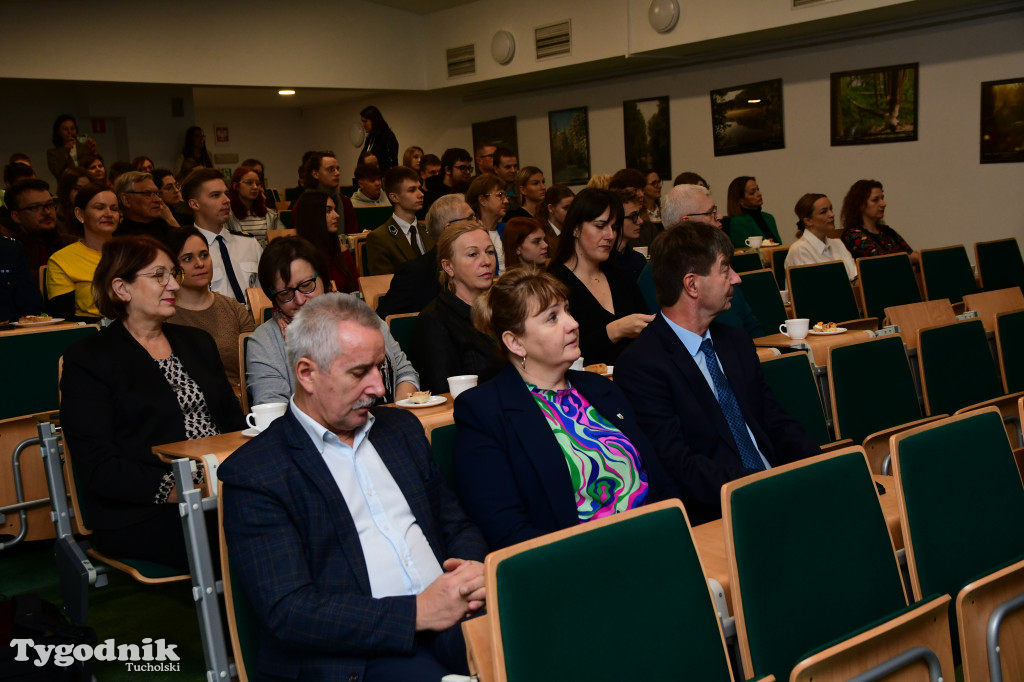 Konferencja Powiatowego Urzędu Pracy w Tucholi