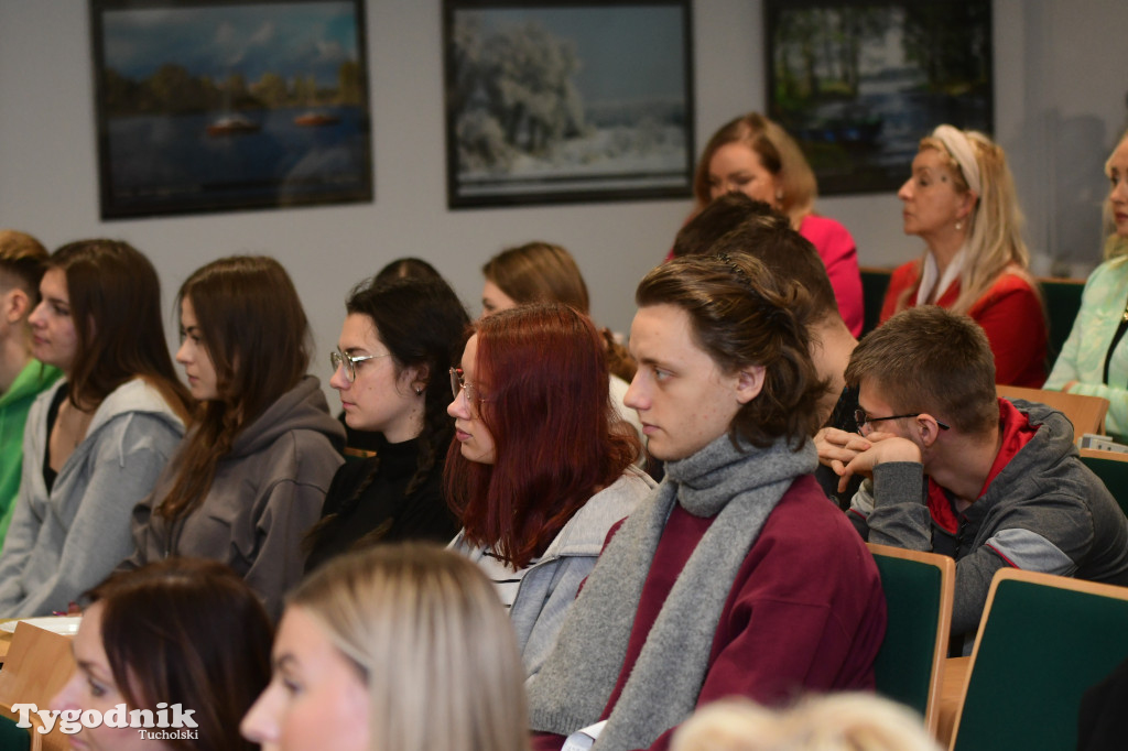 Konferencja Powiatowego Urzędu Pracy w Tucholi