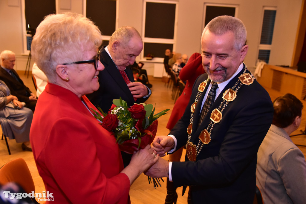 Tuchola: Złote, szmargadowe i diamentowe jubileusze małżeńskie / ZDJĘCIA