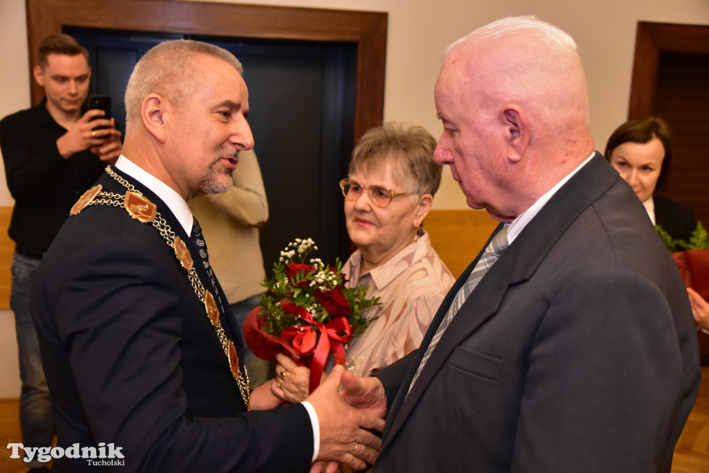 Tuchola: Złote, szmargadowe i diamentowe jubileusze małżeńskie / ZDJĘCIA