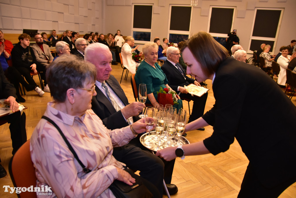 Tuchola: Złote, szmargadowe i diamentowe jubileusze małżeńskie / ZDJĘCIA