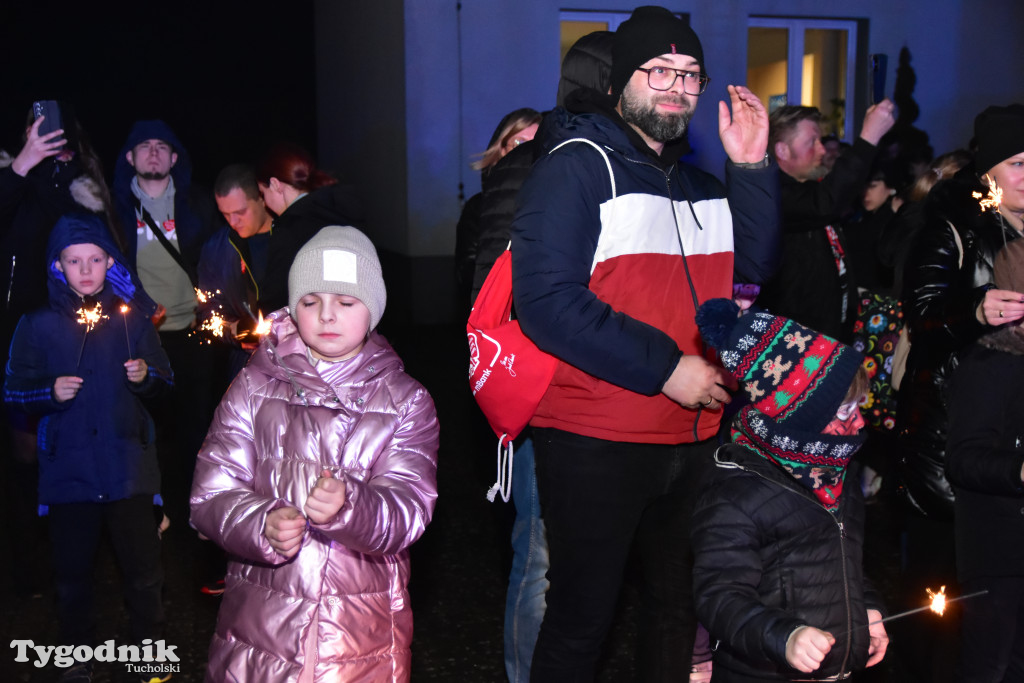 Finał WOŚP w Śliwicach: efektowne licytacje, nauka przez zabawę i światełko do nieba. Jaką kwotę zgromadził śliwicki sztab? / ZDJECIA