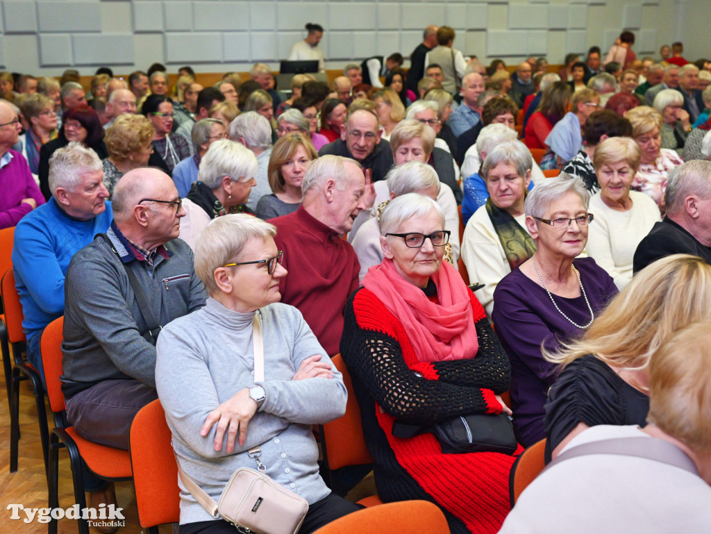 Żuki w Tucholskim Ośrodku Kultury - koncert na walentynki 2025