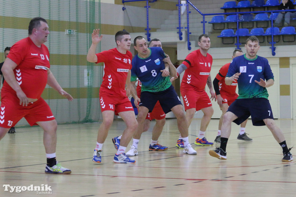 Piłka ręczna: MKS Handball Czersk - LKS Kęsowo 43:25 (22:13)