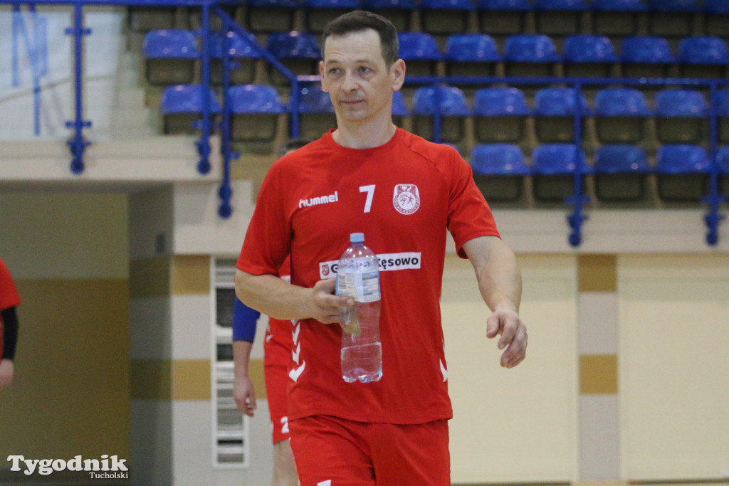 Piłka ręczna: MKS Handball Czersk - LKS Kęsowo 43:25 (22:13)