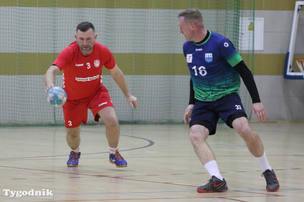 Piłka ręczna: MKS Handball Czersk - LKS Kęsowo 43:25 (22:13)