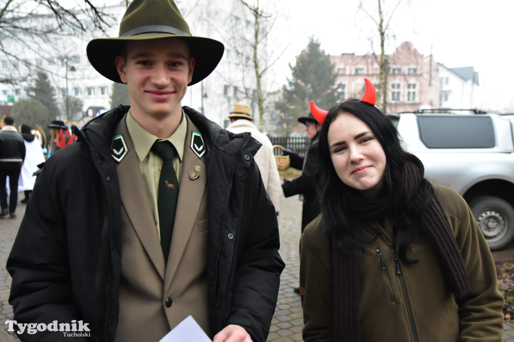 Tucholskimi ulicami przeszedł barwny korowód kolędników! Do łask powraca dawna tradycja?