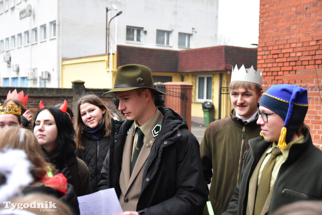 Tucholskimi ulicami przeszedł barwny korowód kolędników! Do łask powraca dawna tradycja?