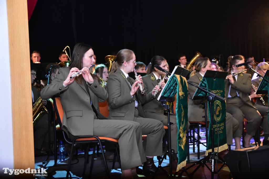 Koncert Reprezentacyjnej Orkiestry Lasów Państwowych w Tucholskim Ośrodku Kultury /ZDJĘCIA